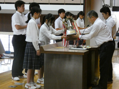 ビジネス経済部