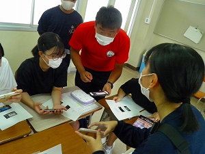 分校の先生も興味津々で講習に参加してくれました。先生ありがとうございました！