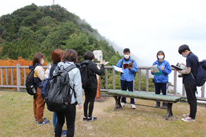 東平地区フィールドワークの様子