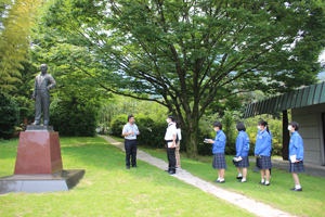 広瀬歴史記念館の土岐館長さんによる解説の様子